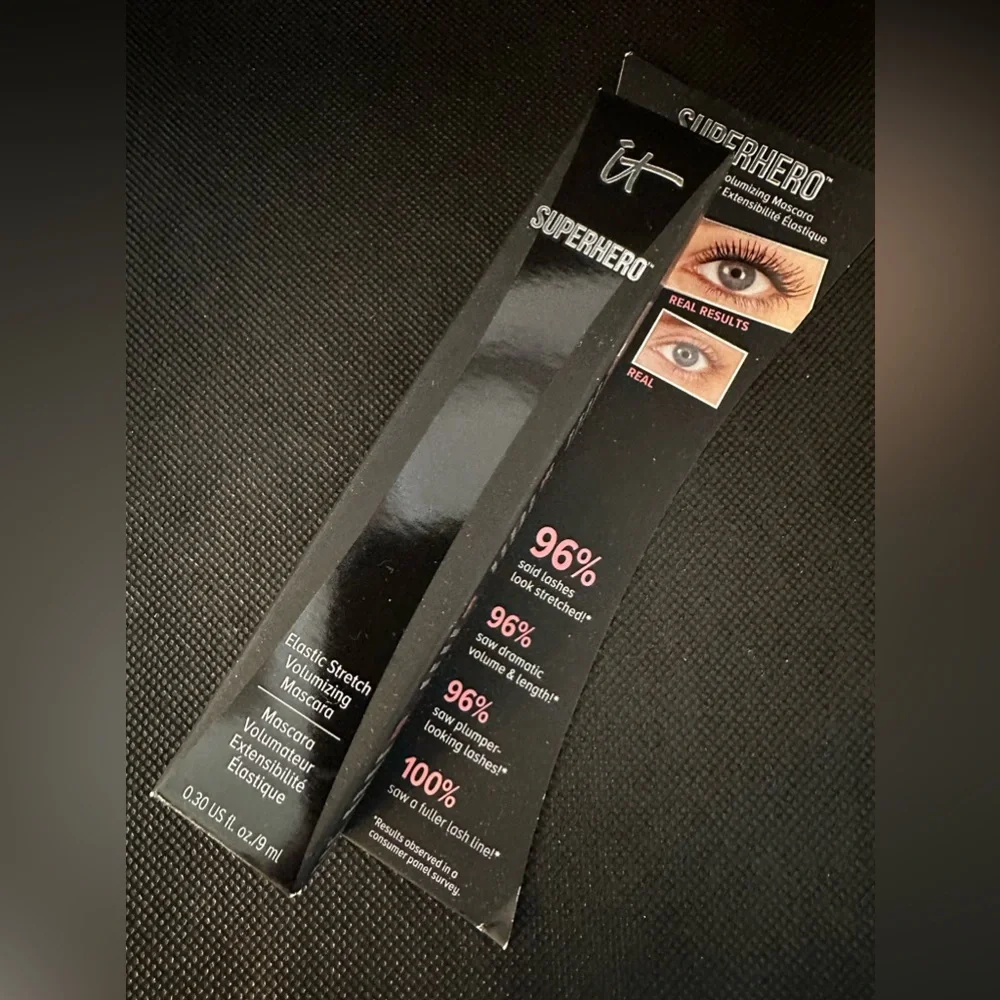 IT Cosmetics - Picture 2 of 3